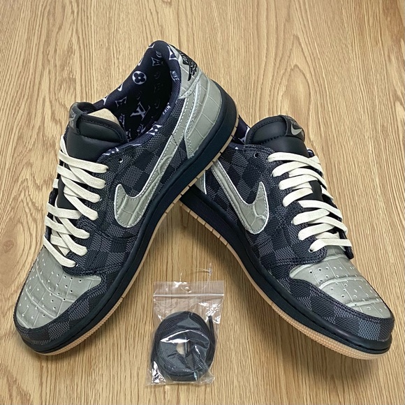 Air Jordan 1 Low x LV OG x Crocodile -Black/ Gray Men's Shoes - Picture 1 of 8